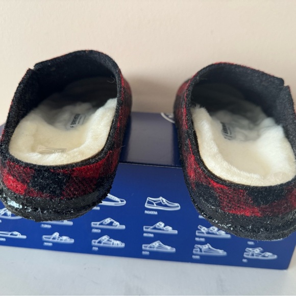 BIRKENSTOCK Zermatt shearling slipper. Clogs. New. Size: 8, 9, 39, 40 - Picture 13 of 15
